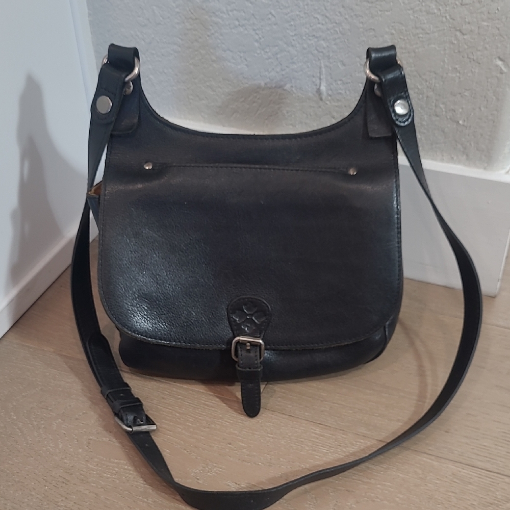 Patricia Nash London Saddle Bag Women's Black Leather Purse